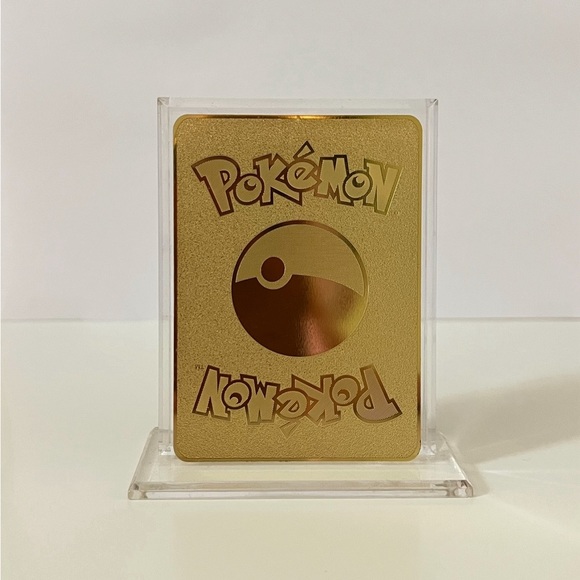 Pokémon Charizard SM158  METAL GOLD CARD Collectible/Gift/Display - Picture 3 of 4
